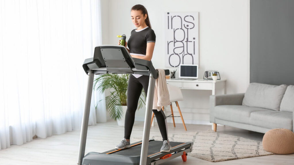 What Is A Treadmill - Your Best 2021 Guide! 4 Treadmill girl